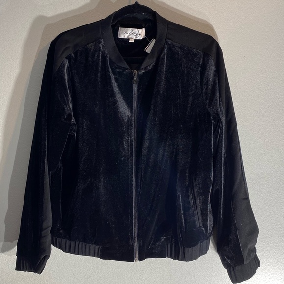 Jus d’Orange**Black Velvet Jacket***Large $168 - Picture 6 of 8